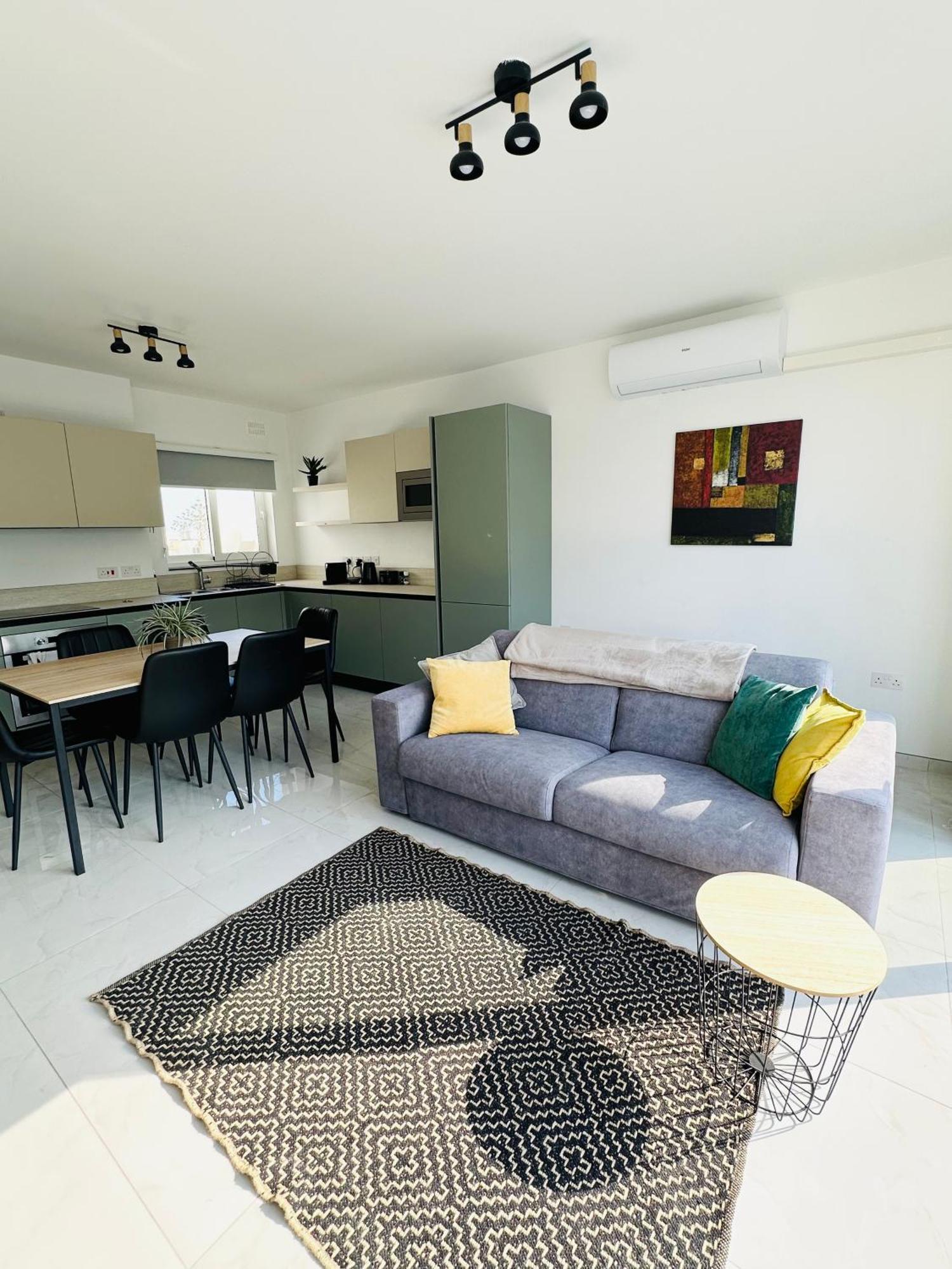 Sliema 2 Bedroom Penthouse 외부 사진